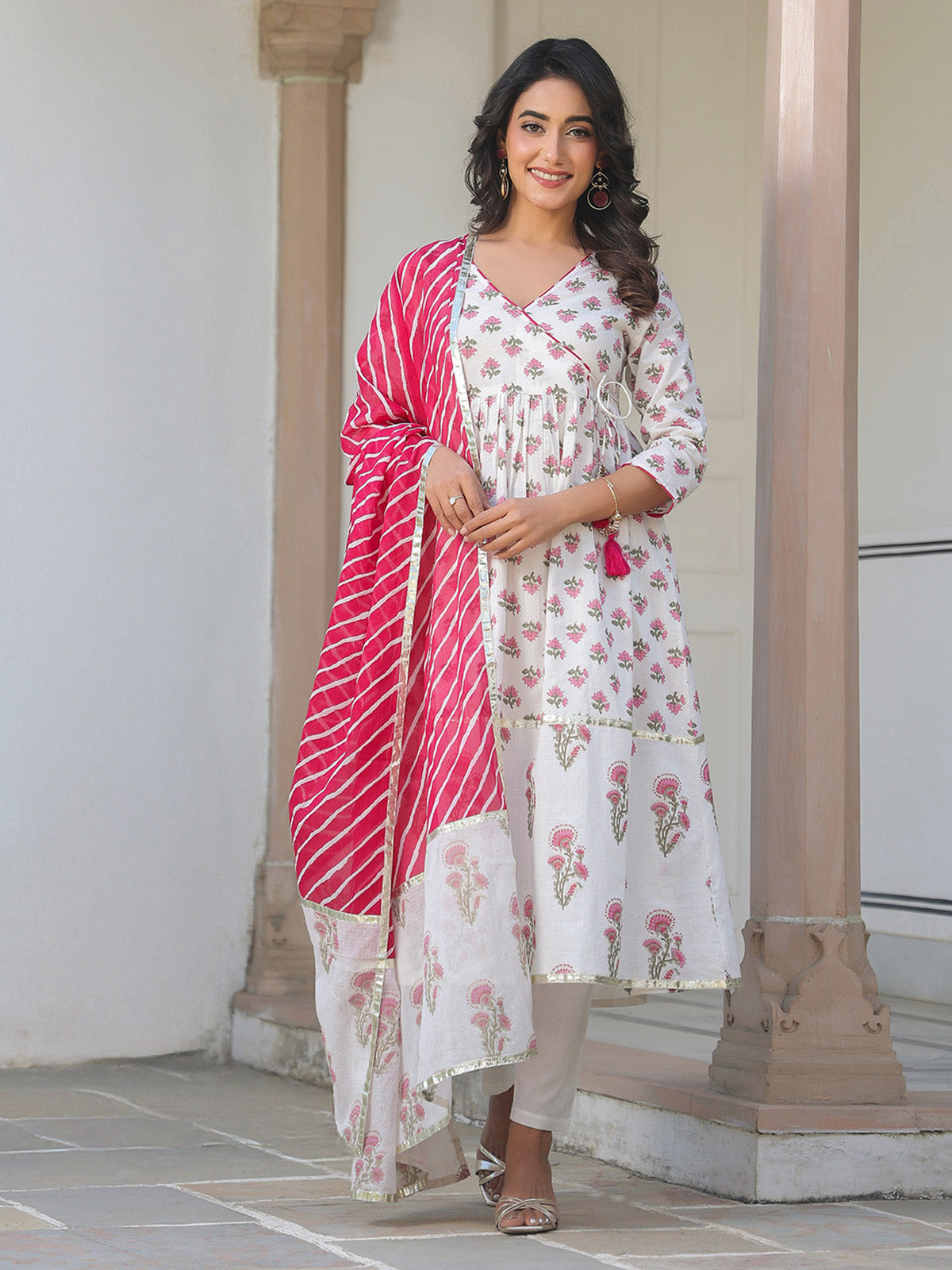 Janasya Light Cotton Floral Angrakha Kurta Set | Grocsy