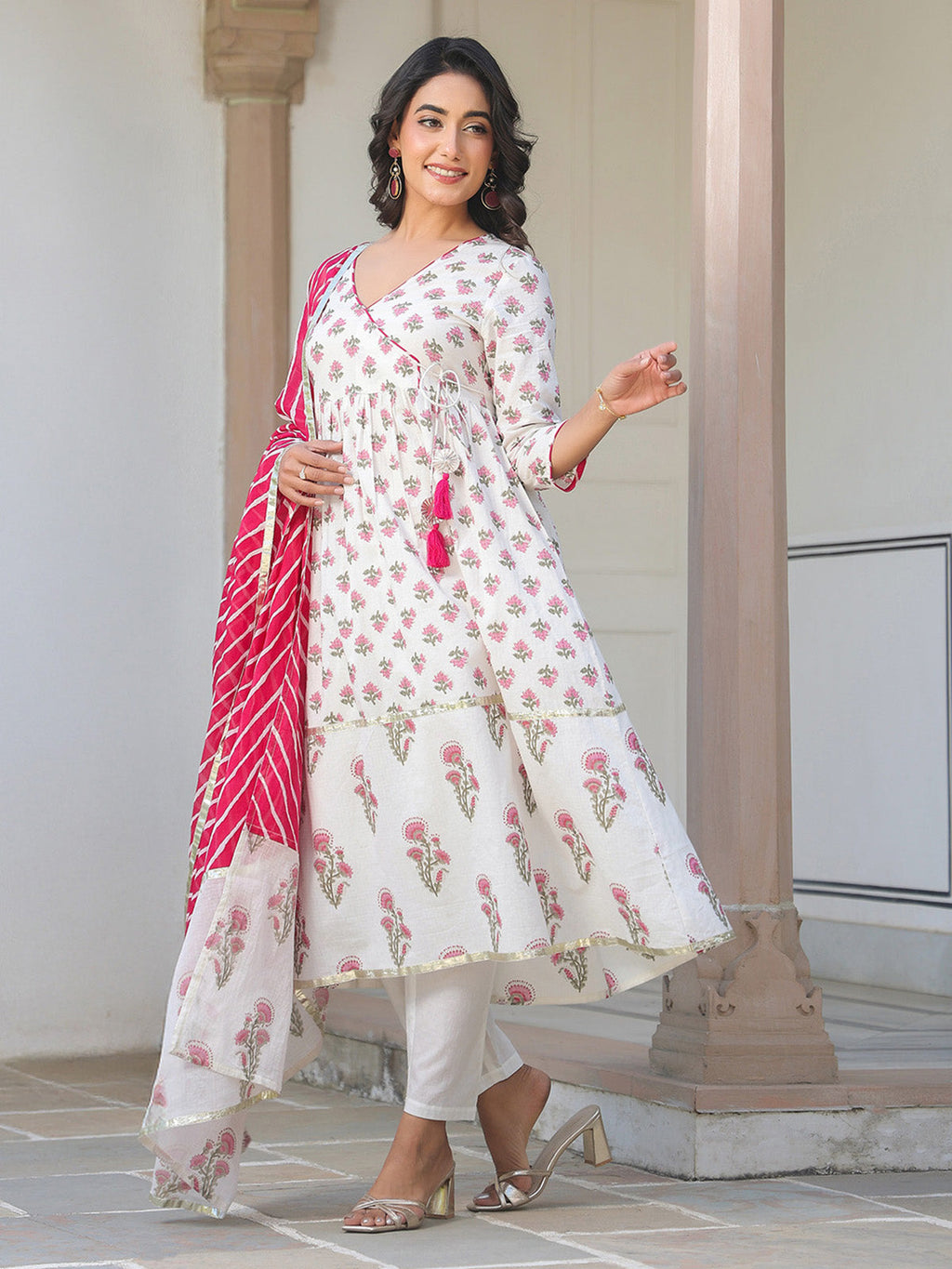 Janasya Light Cotton Floral Angrakha Kurta Set | Grocsy