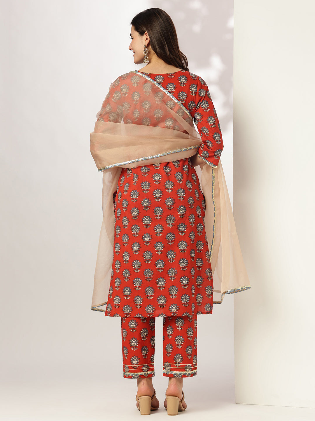 Janasya Bright Cotton Floral Straight Kurta Set | Grocsy