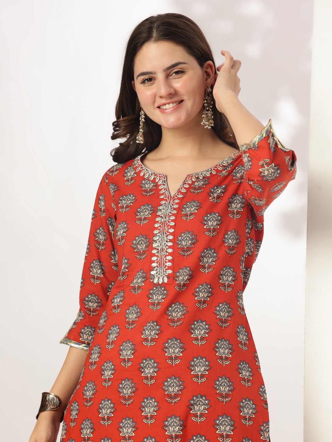 Janasya Bright Cotton Floral Straight Kurta Set | Grocsy