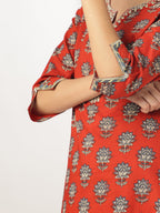 Janasya Bright Cotton Floral Straight Kurta Set | Grocsy