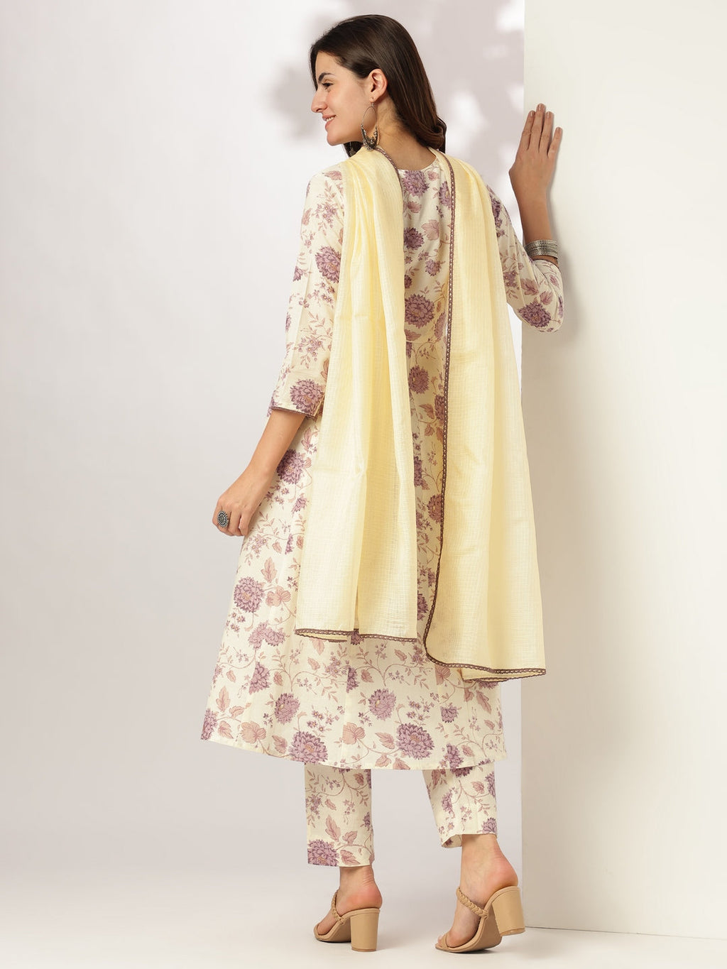 Janasya Light Cotton Floral Anarkali Kurta Set | Grocsy
