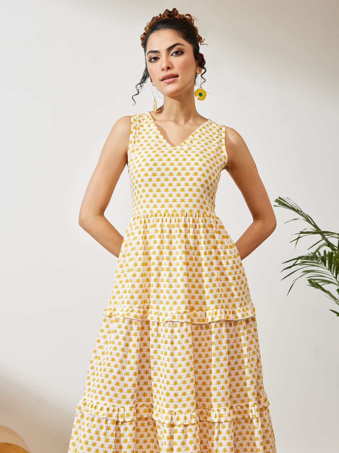 Janasya Off White Tiered Cotton Dress | Grocsy
