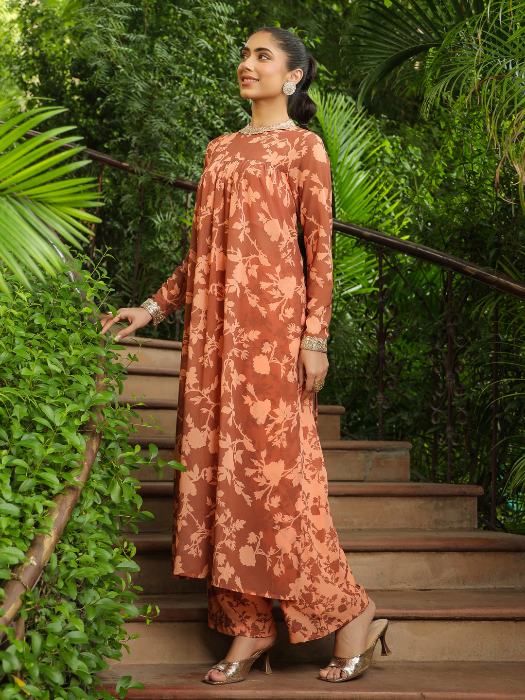 Janasya Brown Weightless Georgette Floral Kurta, pant & Jacket | Grocsy
