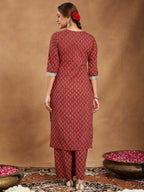 Janasya Dark Cotton Floral Straight Kurta Set | Grocsy