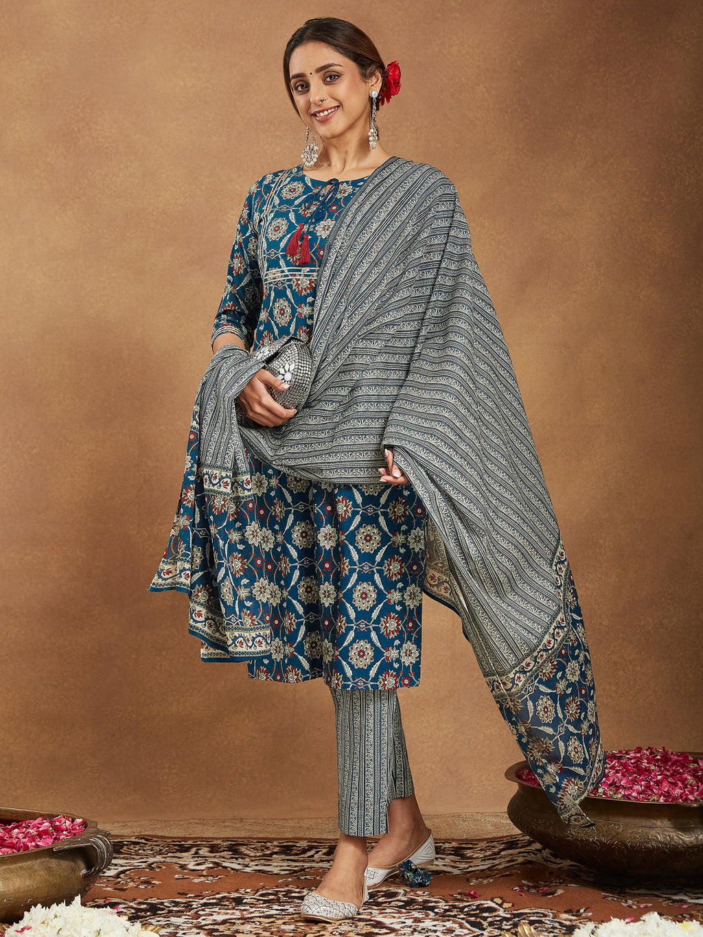 Janasya Bright Cotton Floral Straight Kurta Set | Grocsy