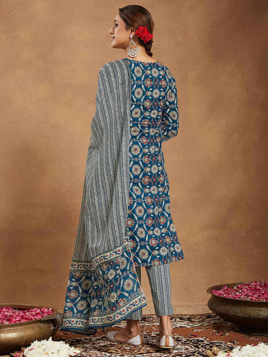 Janasya Bright Cotton Floral Straight Kurta Set | Grocsy