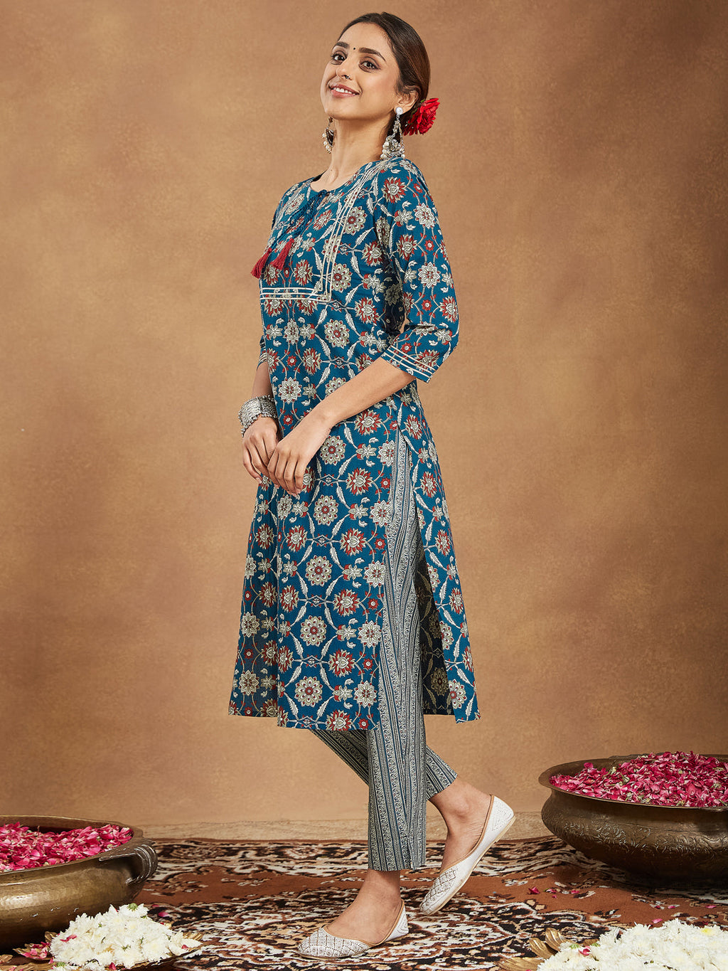 Janasya Bright Cotton Floral Straight Kurta Set | Grocsy