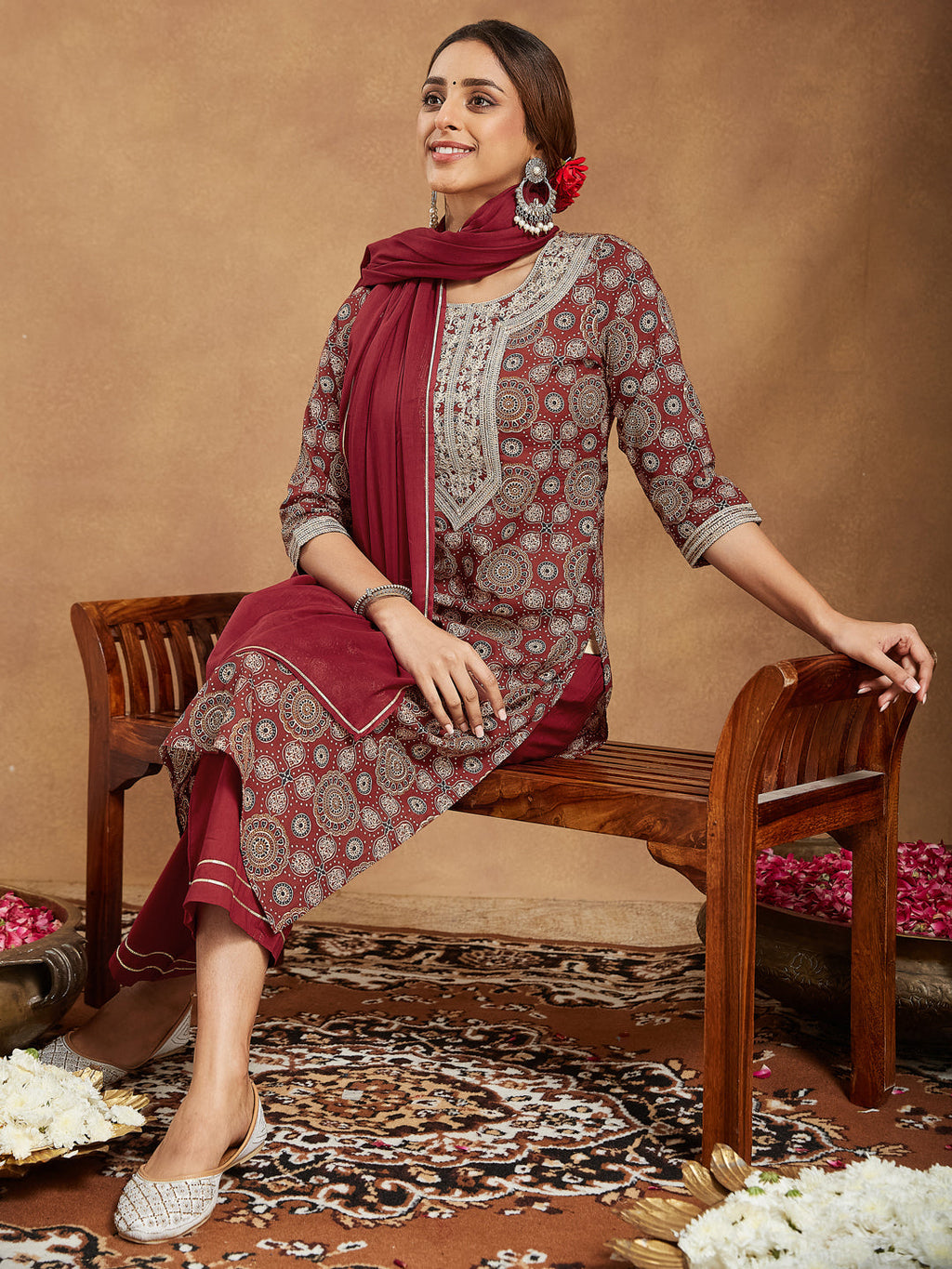 Janasya Dark Cotton Ethnic Motifs Straight Kurta Set | Grocsy