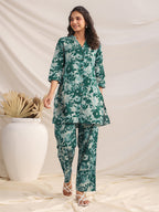 Janasya Dark Cotton Floral Straight Top & Bottom Set | Grocsy