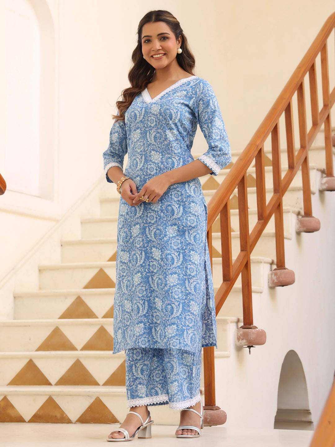 Janasya Bright Cotton Kalamkari Straight Kurta Set | Grocsy