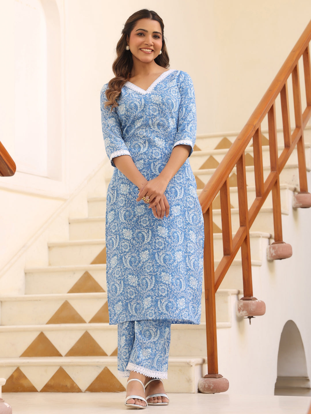 Janasya Bright Cotton Kalamkari Straight Kurta Set | Grocsy