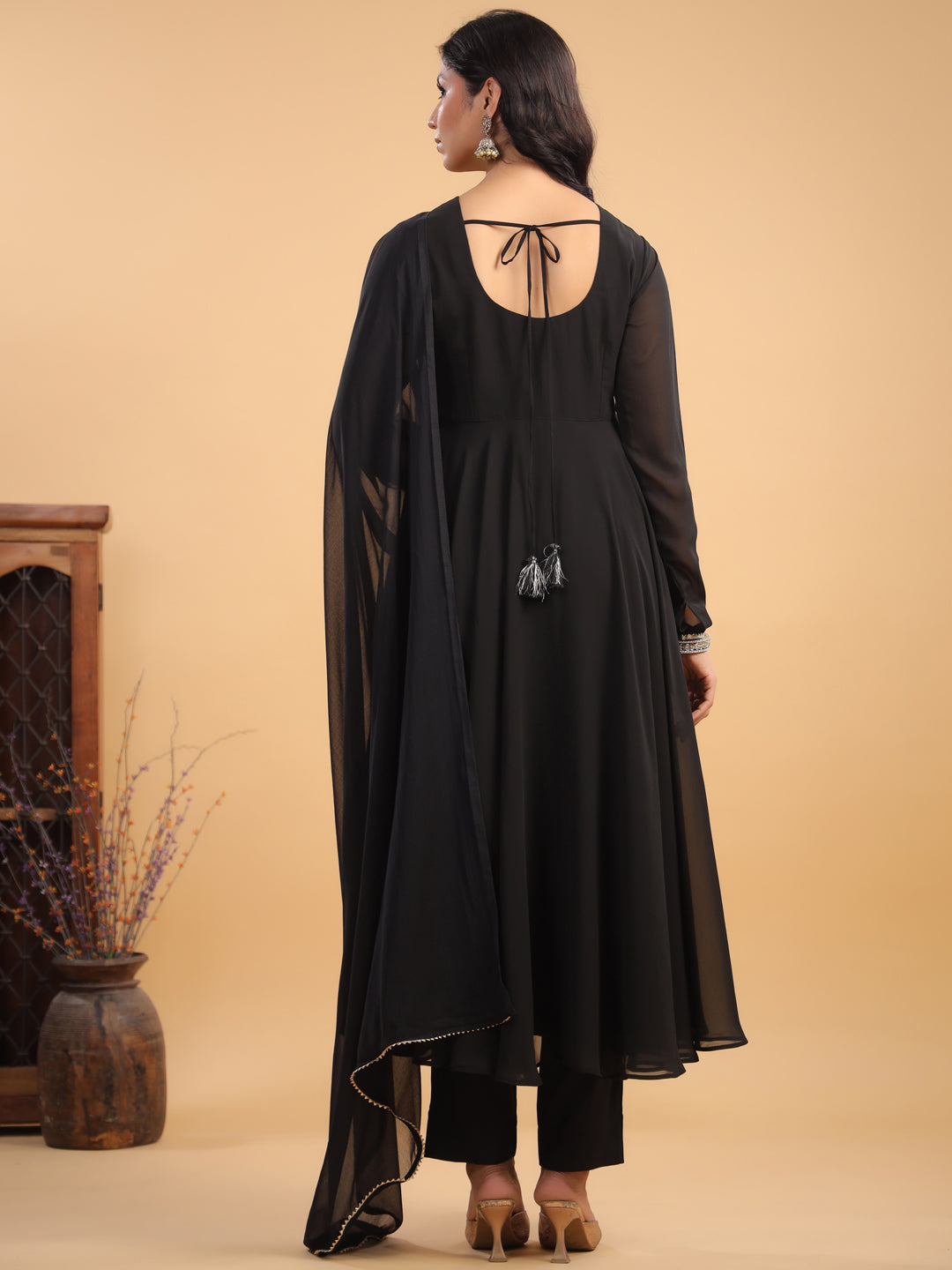 Janasya Dark Georgette Solid Anarkali Kurta Set | Grocsy