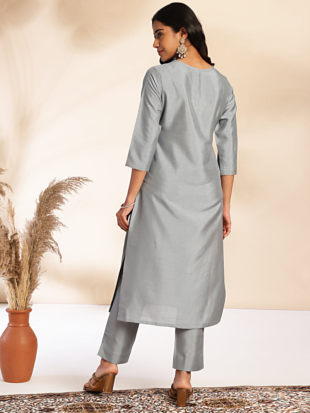 Janasya Grey Crepe Silk Solid Regular Kurta Set | Grocsy