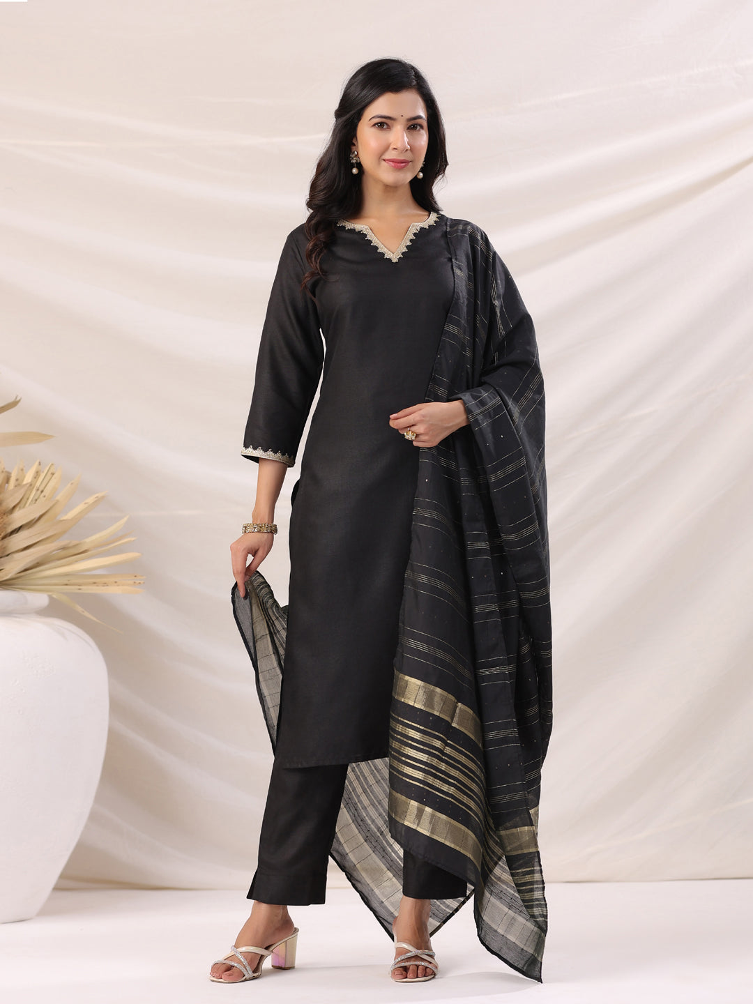 Janasya Dark Cotton Blend Solid Straight Kurta Set | Grocsy