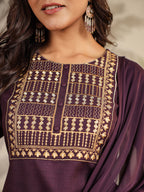 Janasya Dark Cotton Blend Yoke Embroidery Straight Kurta Set | Grocsy