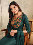 Janasya Dark Cotton Blend Yoke Embroidery Straight Kurta Set | Grocsy