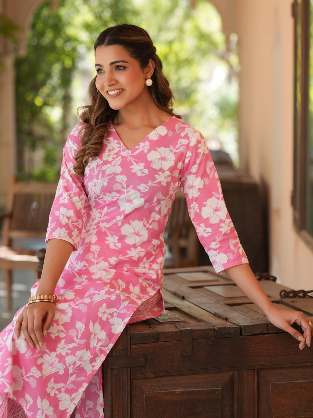 Janasya Light Cotton Floral Straight Kurta Set | Grocsy