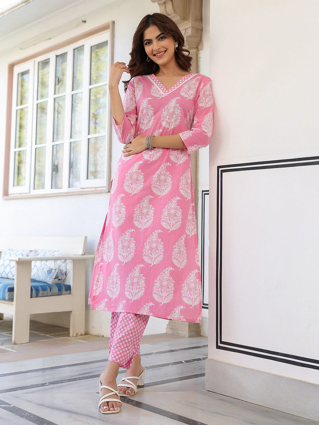Janasya Light Cotton Ethnic Motifs Straight Kurta Set | Grocsy