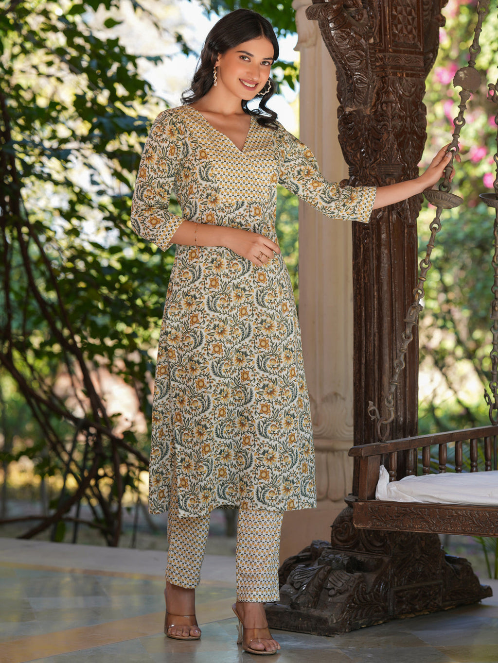 Janasya Light Cotton Floral Straight Kurta Set | Grocsy
