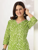 Janasya Bright Cotton Floral Straight Kurta Set | Grocsy