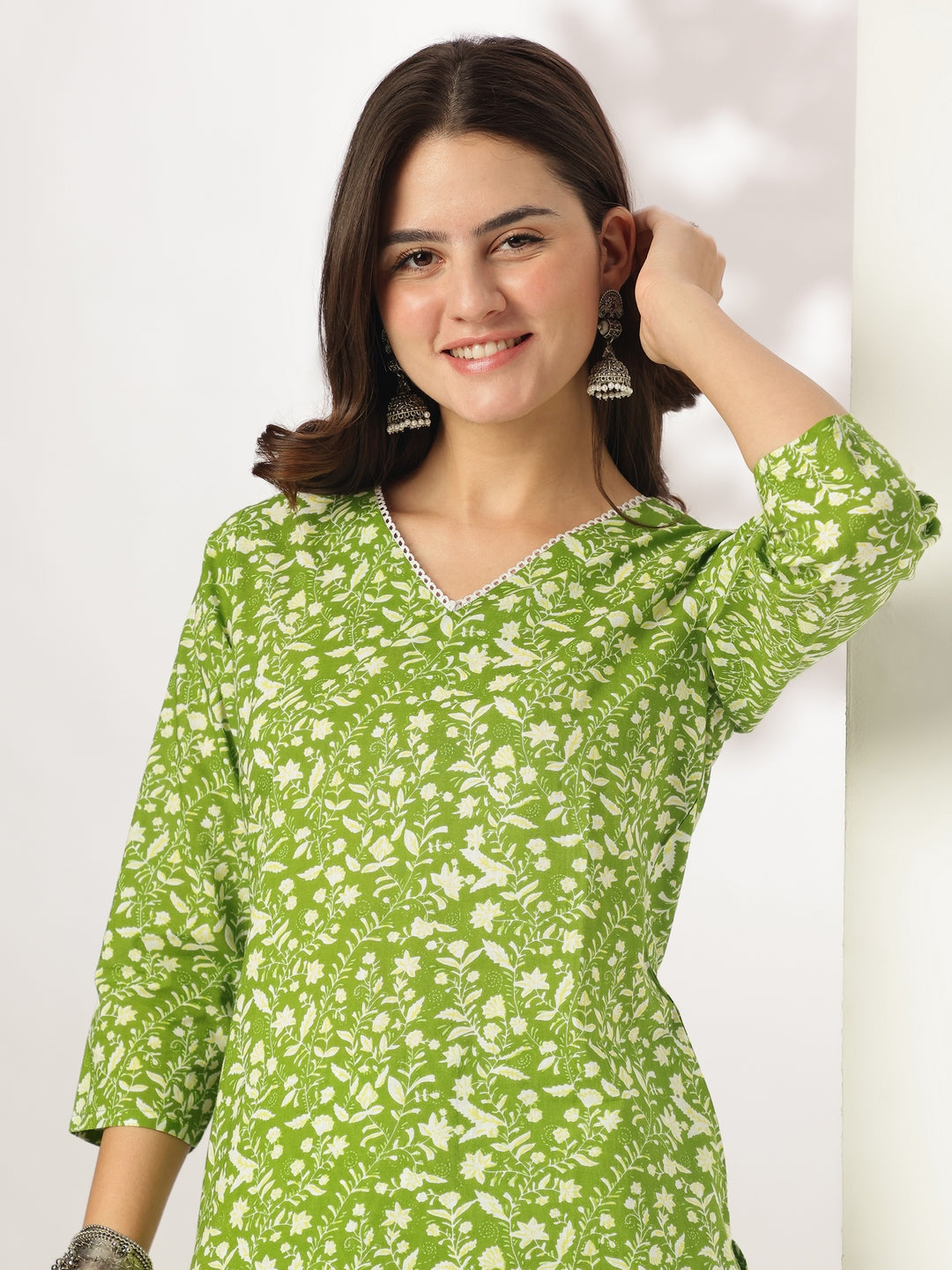 Janasya Bright Cotton Floral Straight Kurta Set | Grocsy