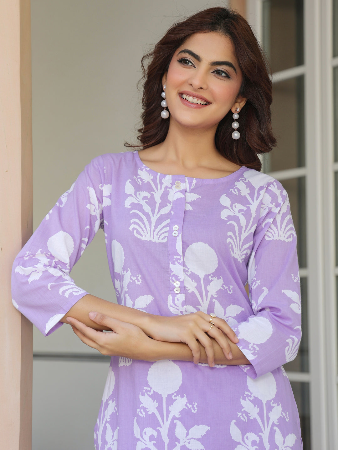 Janasya Light Cotton Floral Straight Kurta Set | Grocsy