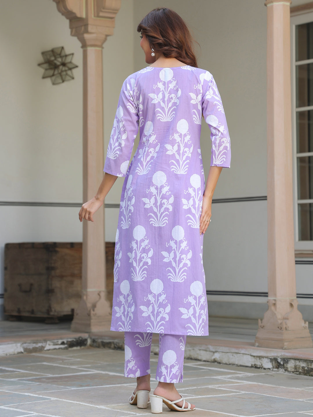 Janasya Light Cotton Floral Straight Kurta Set | Grocsy