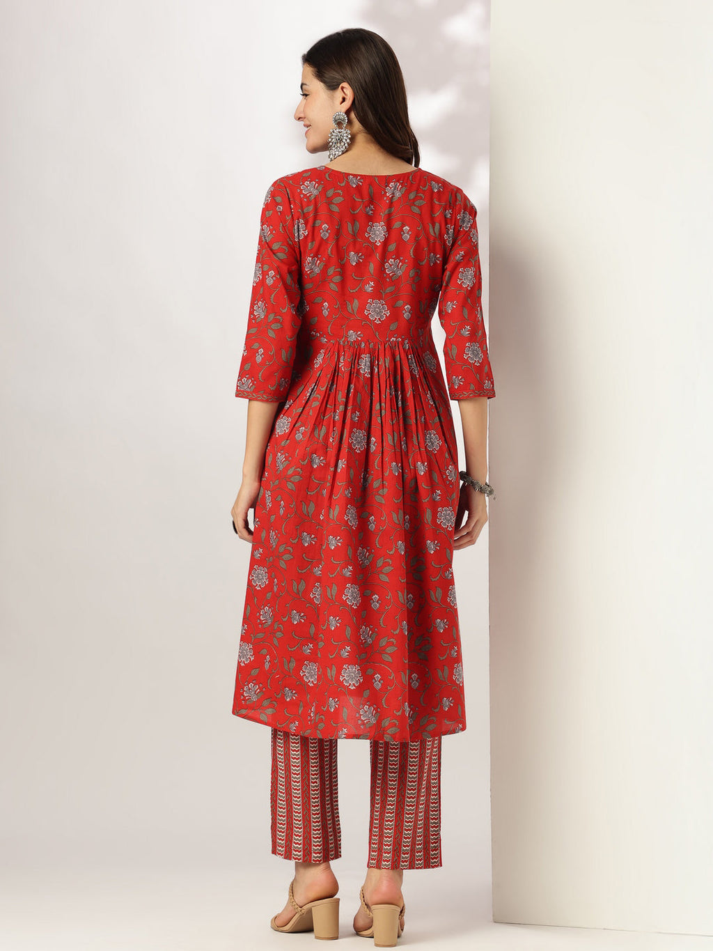 Janasya Dark Cotton Floral A-Line Kurta Set | Grocsy