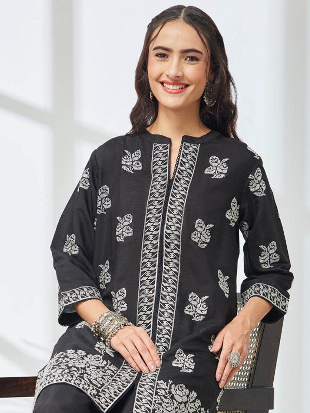 Janasya Black Straight Chanderi Co-Ords | Grocsy