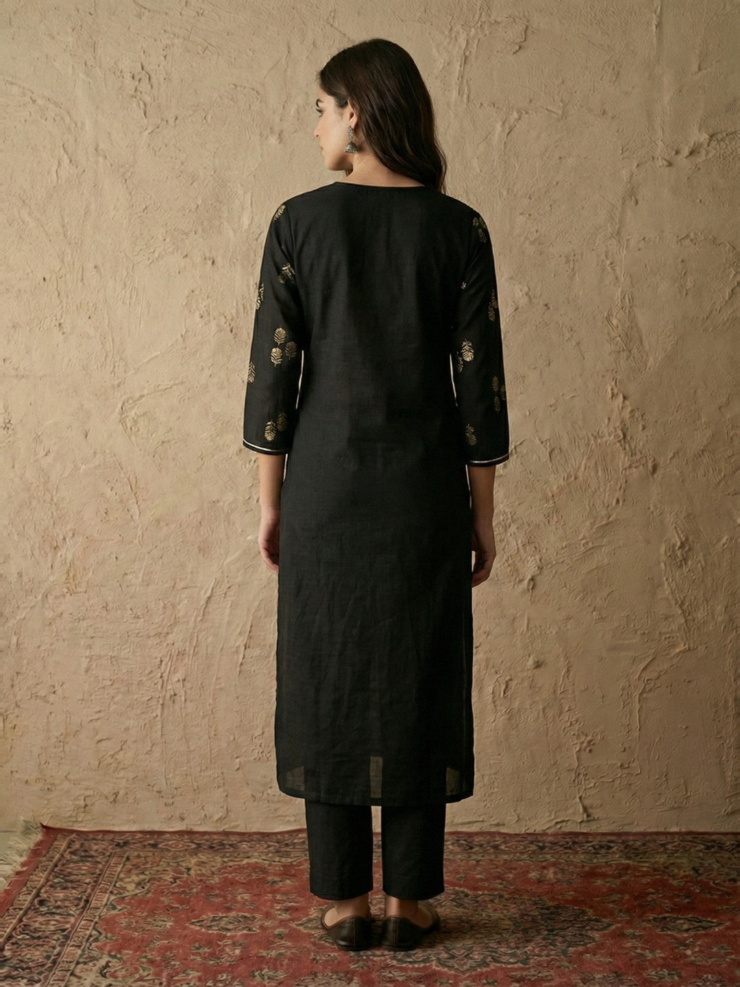 Janasya Black Straight Silk Blend Kurta | Grocsy