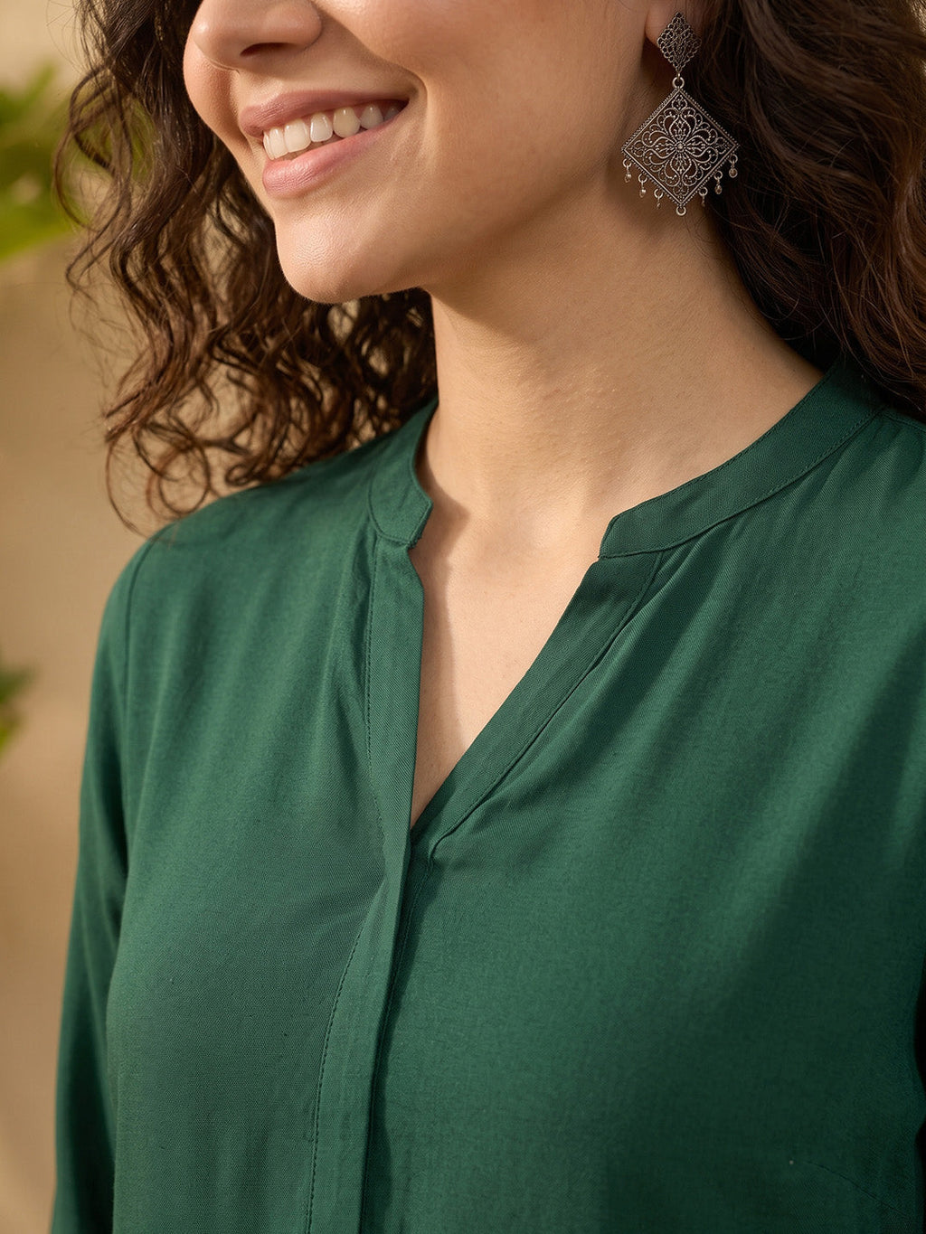 Janasya Dark Green Straight Rayon Kurta | Grocsy