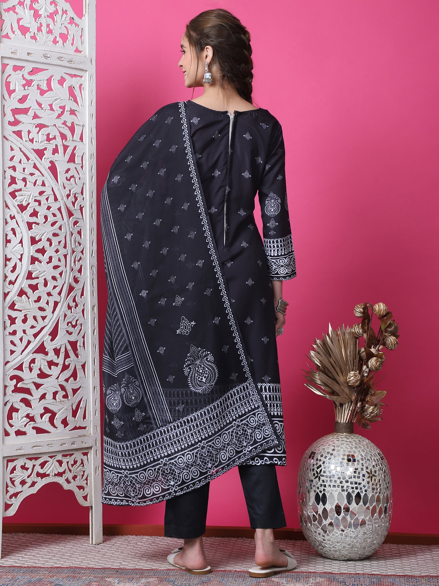 Jyoti Fashion Women's Black Cotton Geometric Digital Print with Jari & Crystal Kurta with Trouser & Dupatta | Grocsy