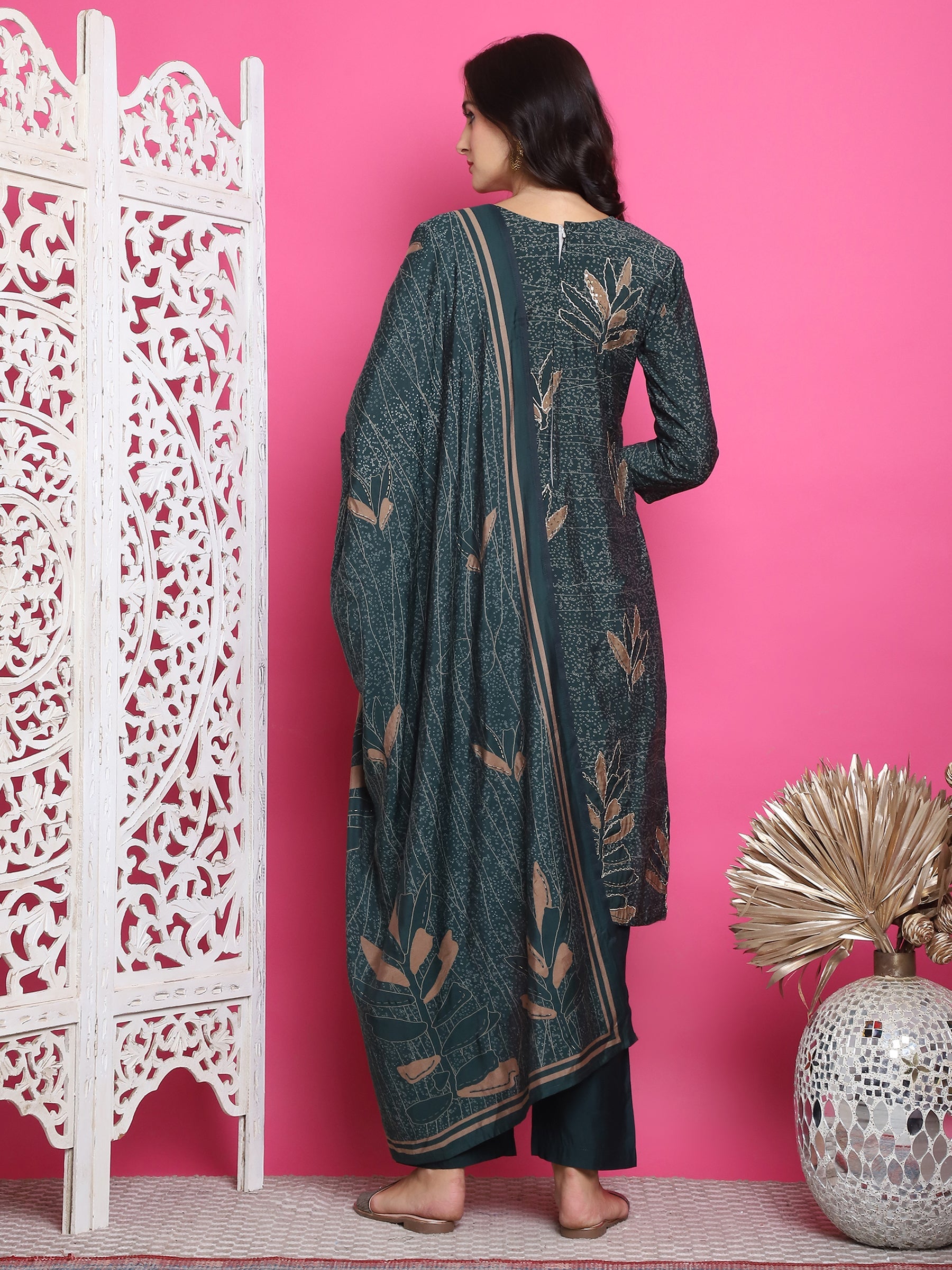Jyoti Fashion Women's Green Muslin Floral Print with Jari & Crystal work Kurta with Trouser & Dupatta | Grocsy