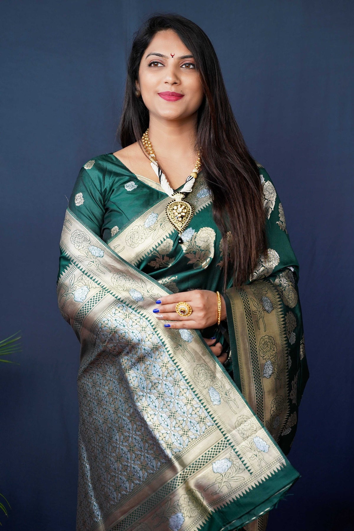 Jyoti Fashion Women's Bottle Green Handloom Banarasi Silk Zari Woven Saree with Blouse | Grocsy