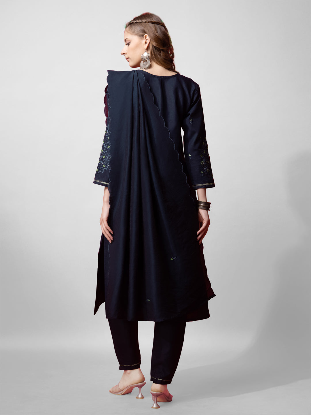 Jyoti Fashion Women's Navy Blue Cotton Blend Embroidered Kurta Set | Grocsy
