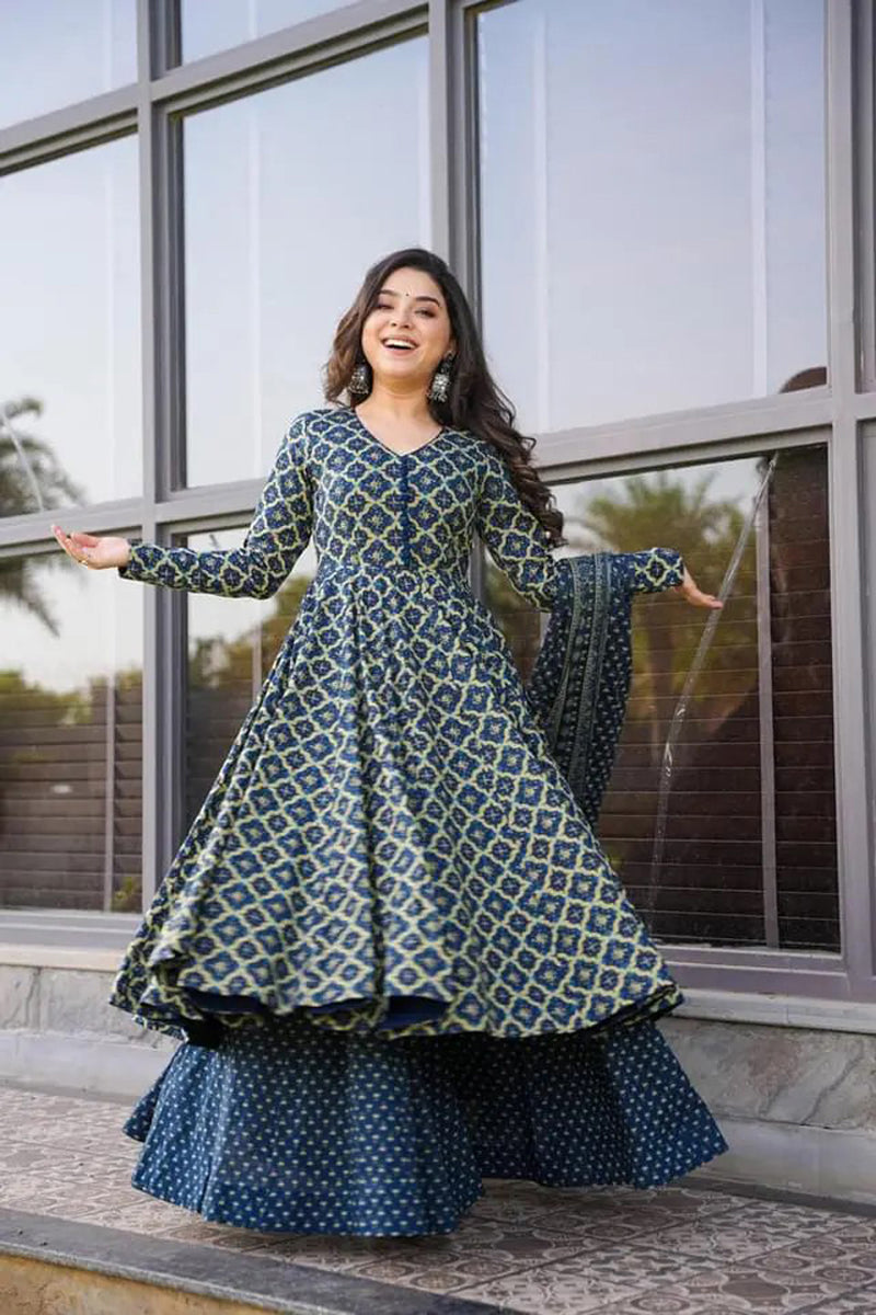 Jyoti Fashion Women's Blue Cotton Silk Heavy Digital Printed Kurta Set | Grocsy