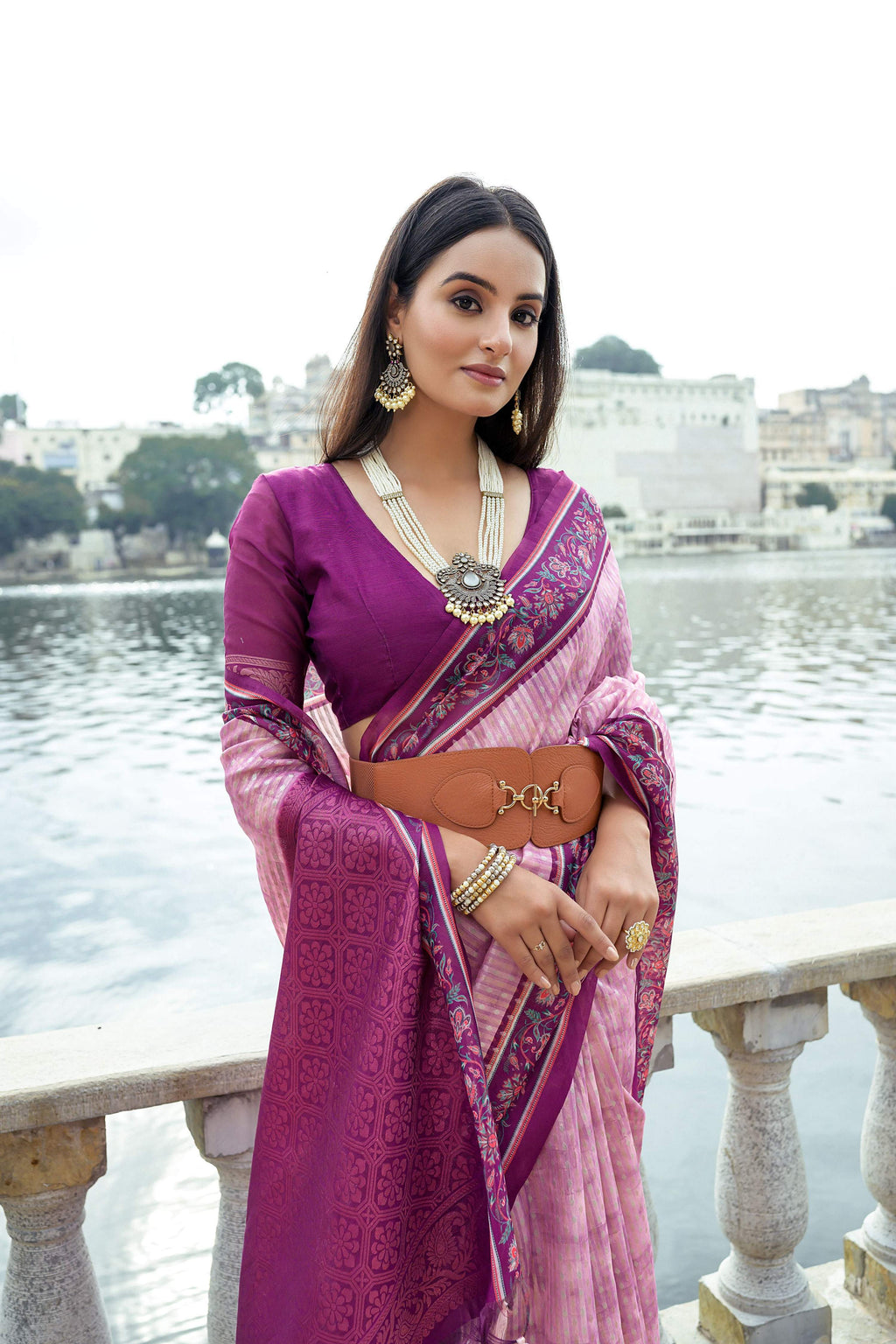 Jyoti Fashion Women's Pink Soft Silk Zari Woven Traditional Saree with Blouse | Grocsy