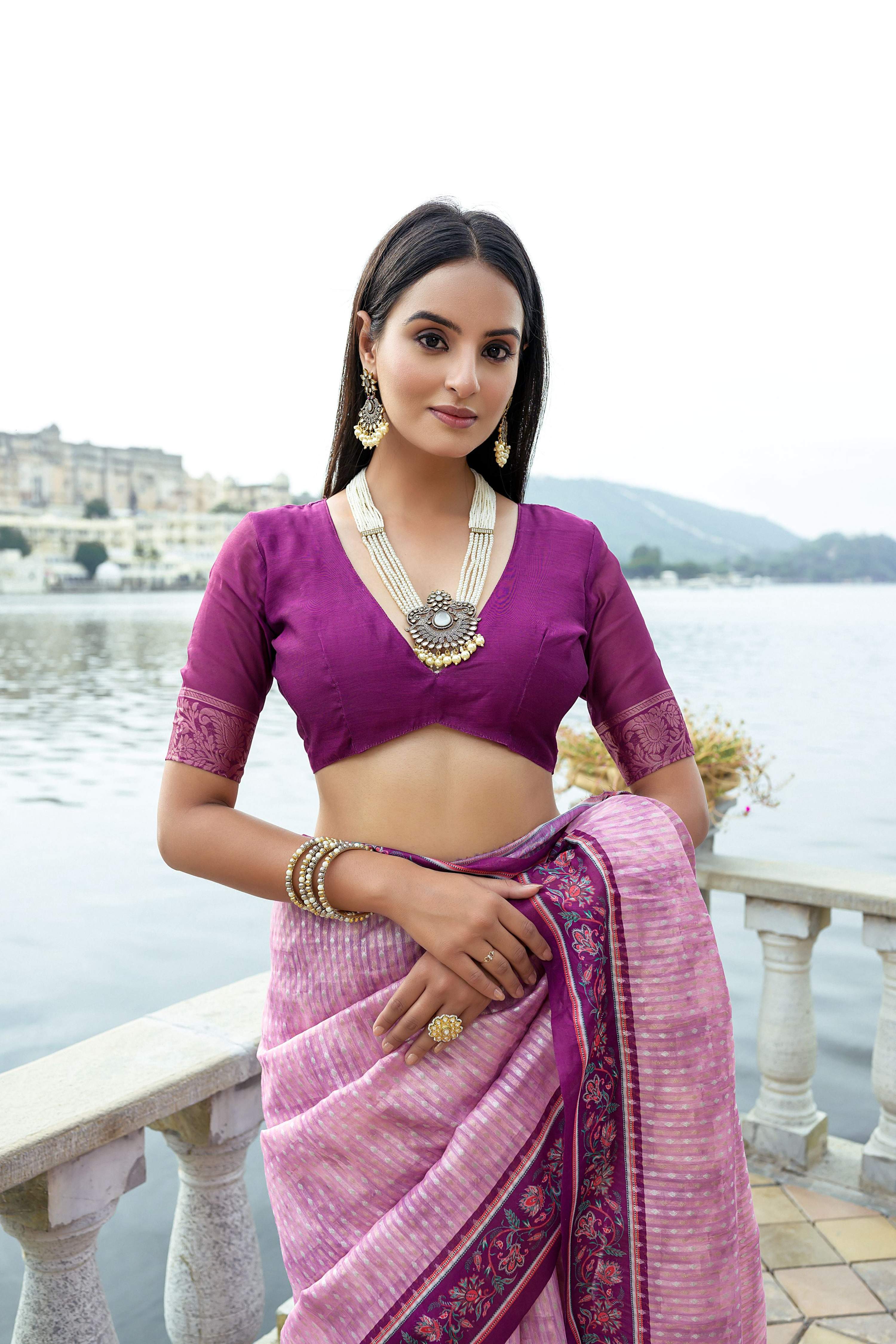 Jyoti Fashion Women's Pink Soft Silk Zari Woven Traditional Saree with Blouse | Grocsy