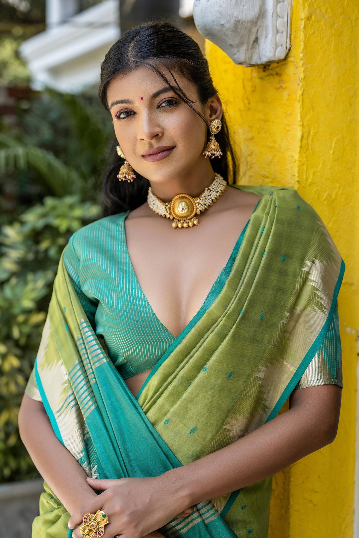 Jyoti Fashion Women's Green Tussar Silk Temple Border with Zari Lining Traditional Saree with Blouse | Grocsy
