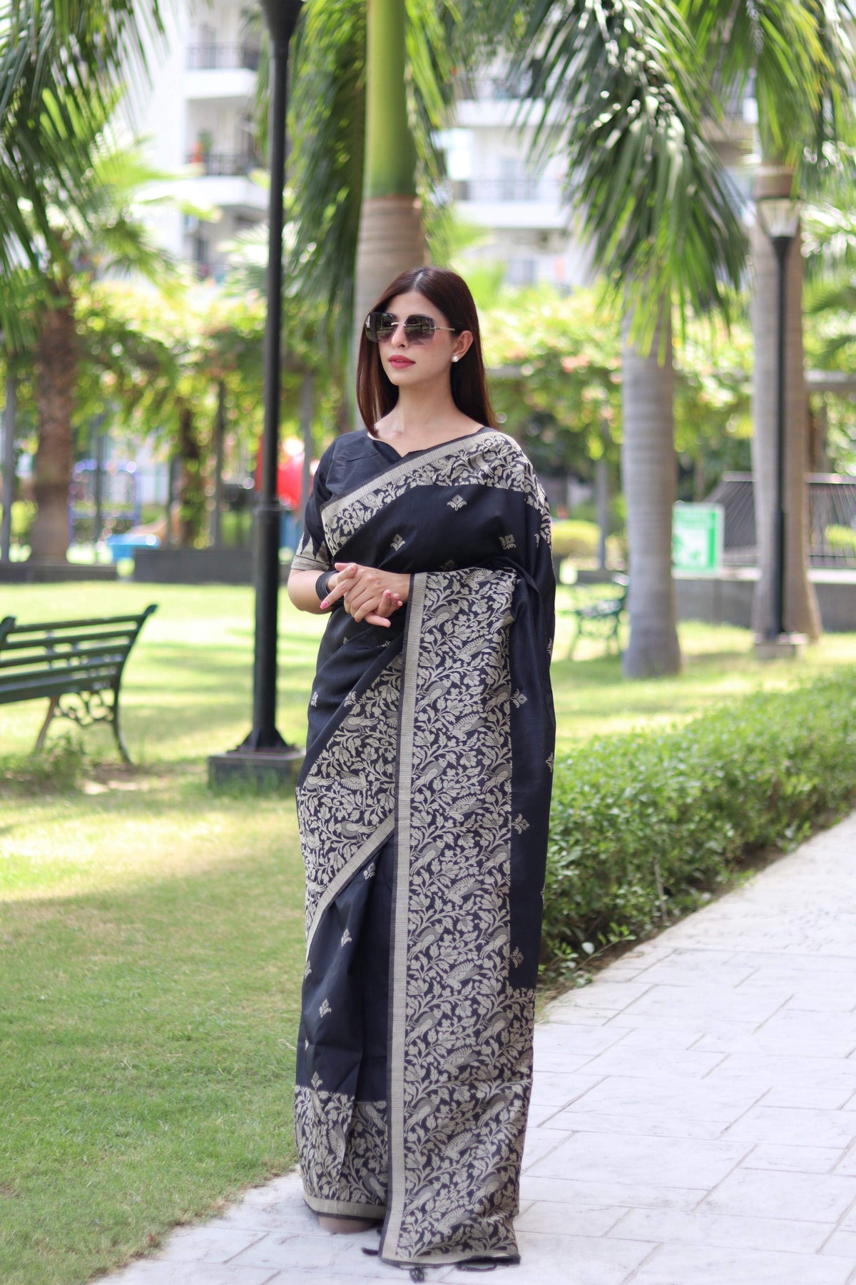 Jyoti Fashion Women's Black Handloom Raw Silk Weaving Pallu Traditional Saree with Blouse | Grocsy