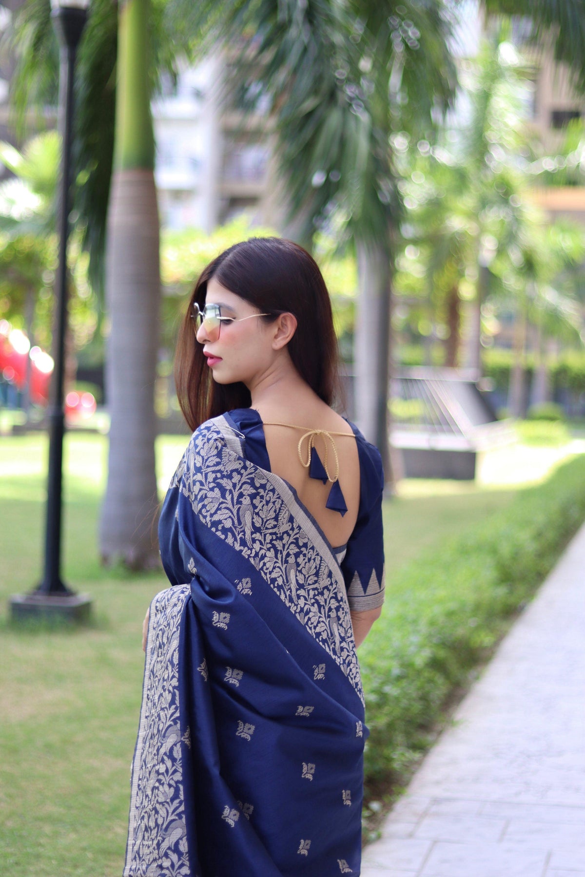 Jyoti Fashion Women's Navy Blue Handloom Raw Silk Weaving Pallu Traditional Saree with Blouse | Grocsy