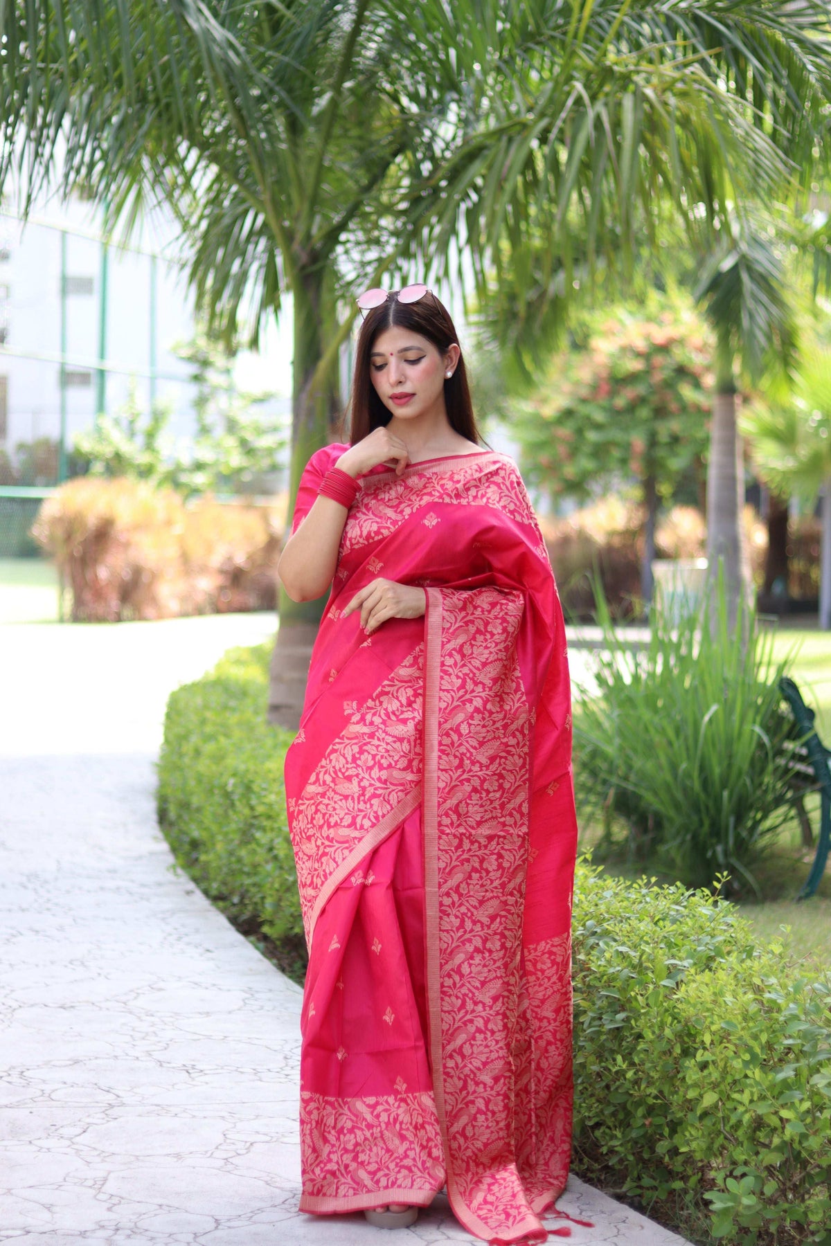 Jyoti Fashion Women's Rani Pink Handloom Raw Silk Weaving Pallu Traditional Saree with Blouse | Grocsy
