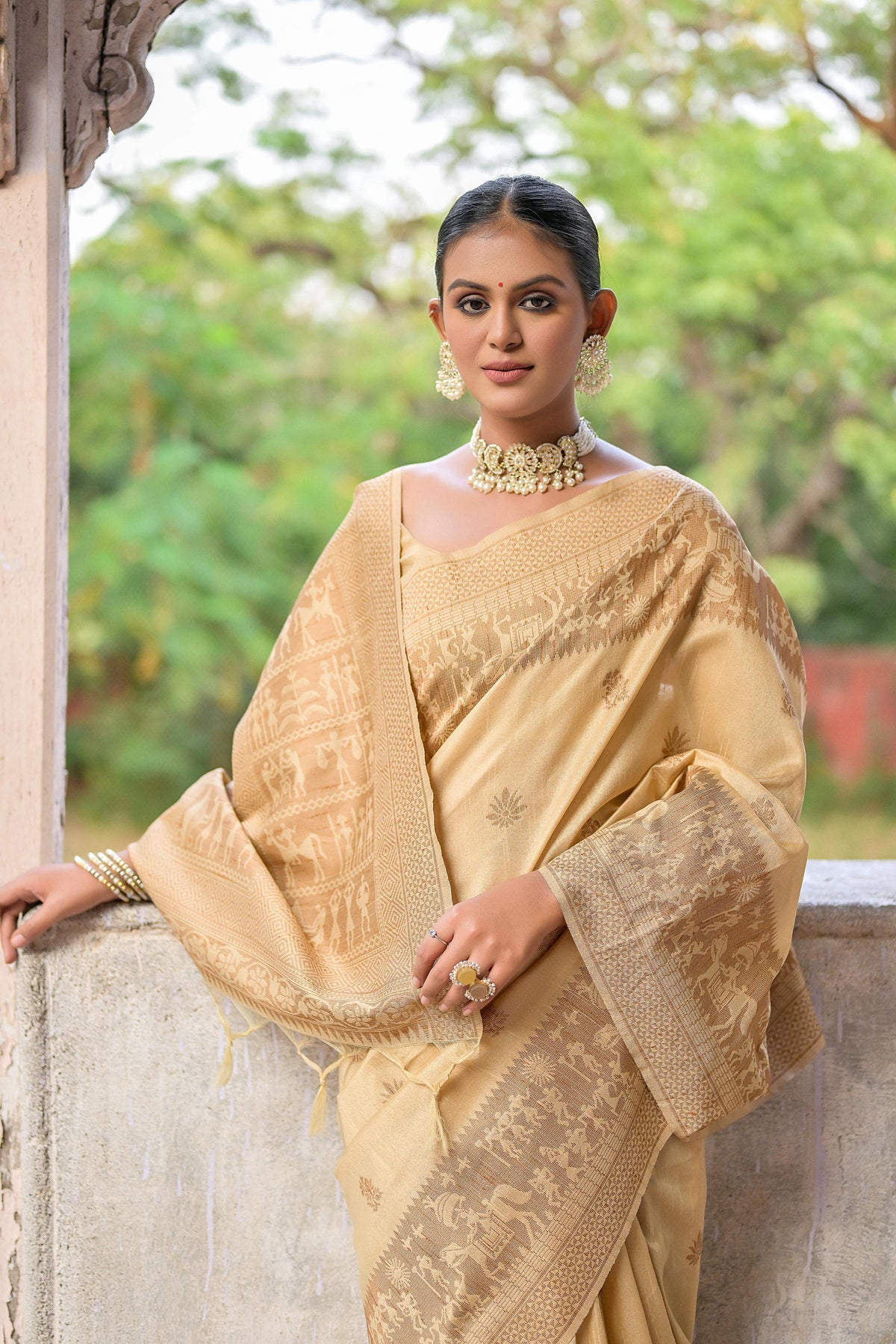 Jyoti Fashion Women's Beige Handloom Raw Silk Weaving Pallu Traditional Saree with Blouse | Grocsy