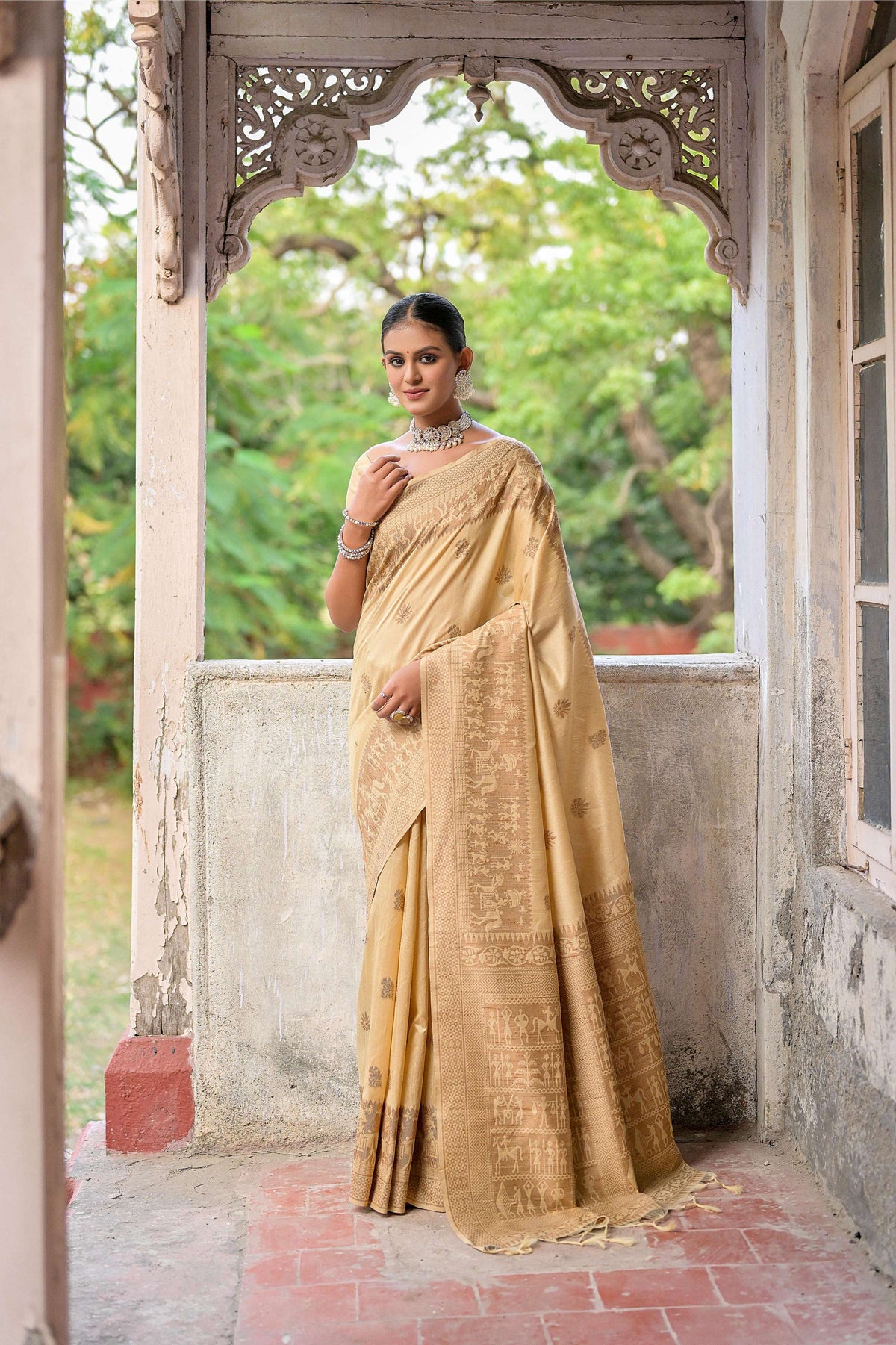 Jyoti Fashion Women's Beige Handloom Raw Silk Weaving Pallu Traditional Saree with Blouse | Grocsy