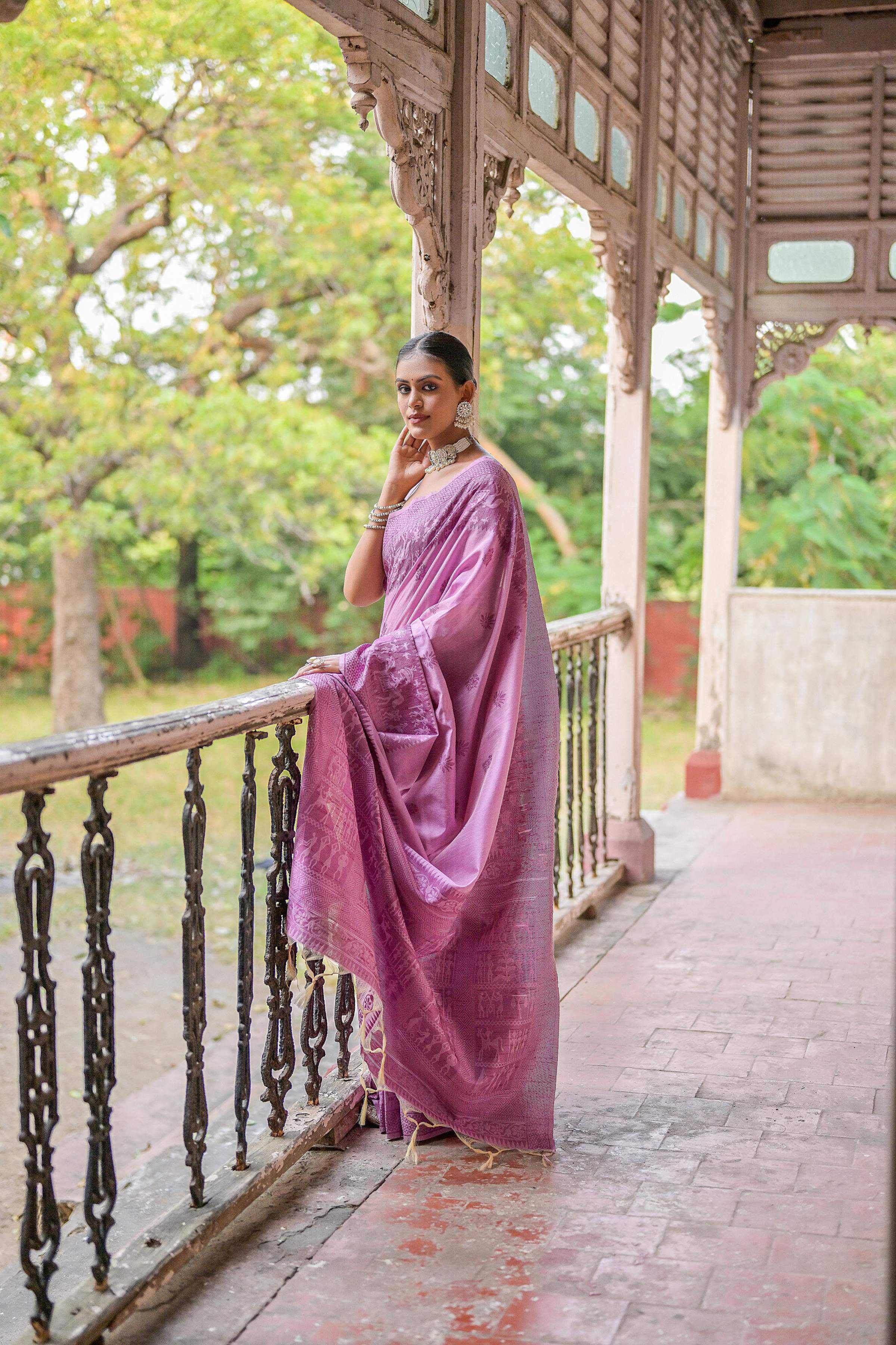 Jyoti Fashion Women's Purple Handloom Raw Silk Weaving Pallu Traditional Saree with Blouse | Grocsy