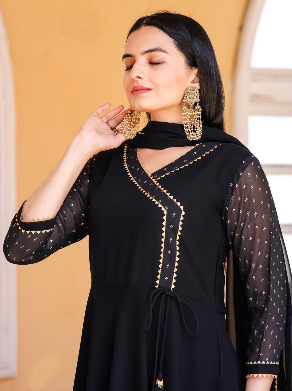 Jyoti Fashion Women's Black Georgette Foil Printed Gown with Dupatta Set | Grocsy