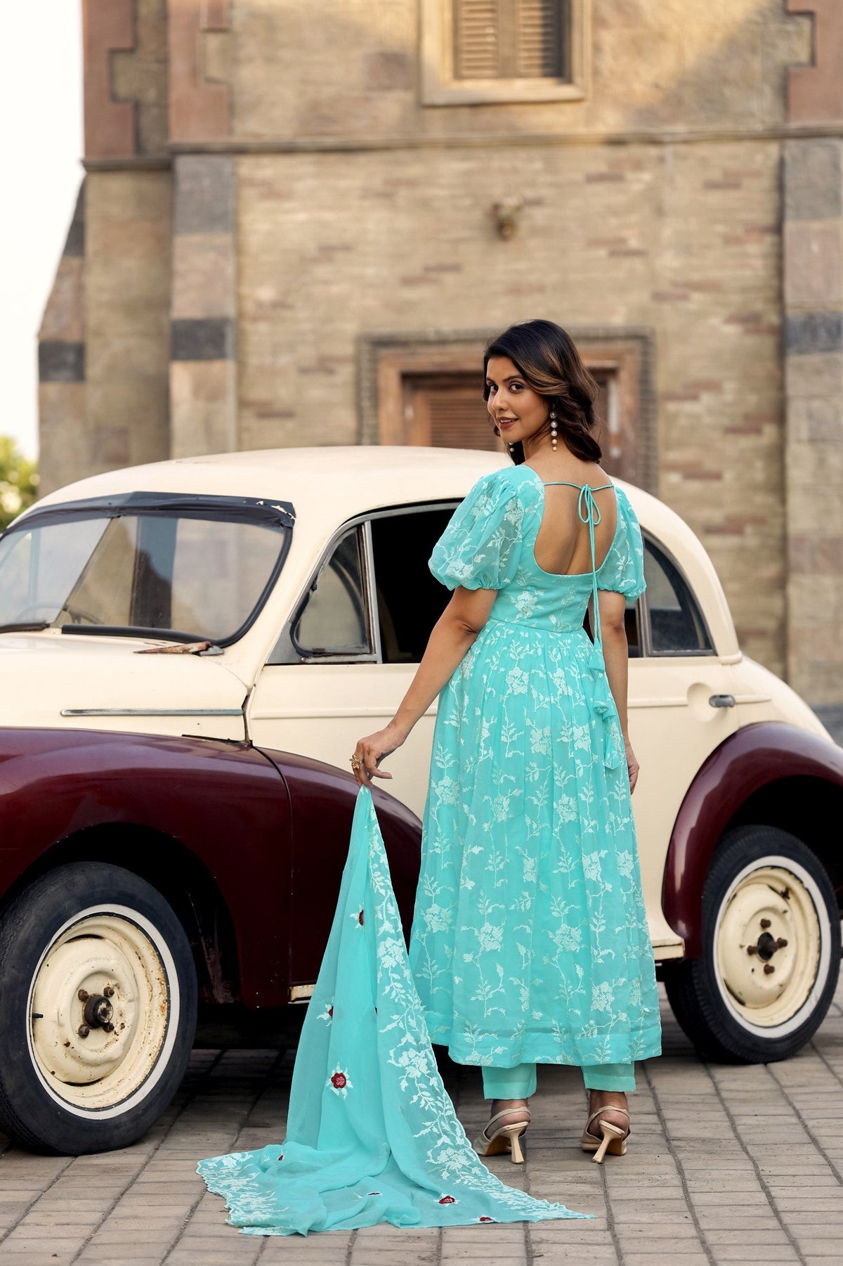Jyoti Fashion Women's Sky Blue Faux Georgette Resham Embroidered Kurta Set with Dupatta | Grocsy