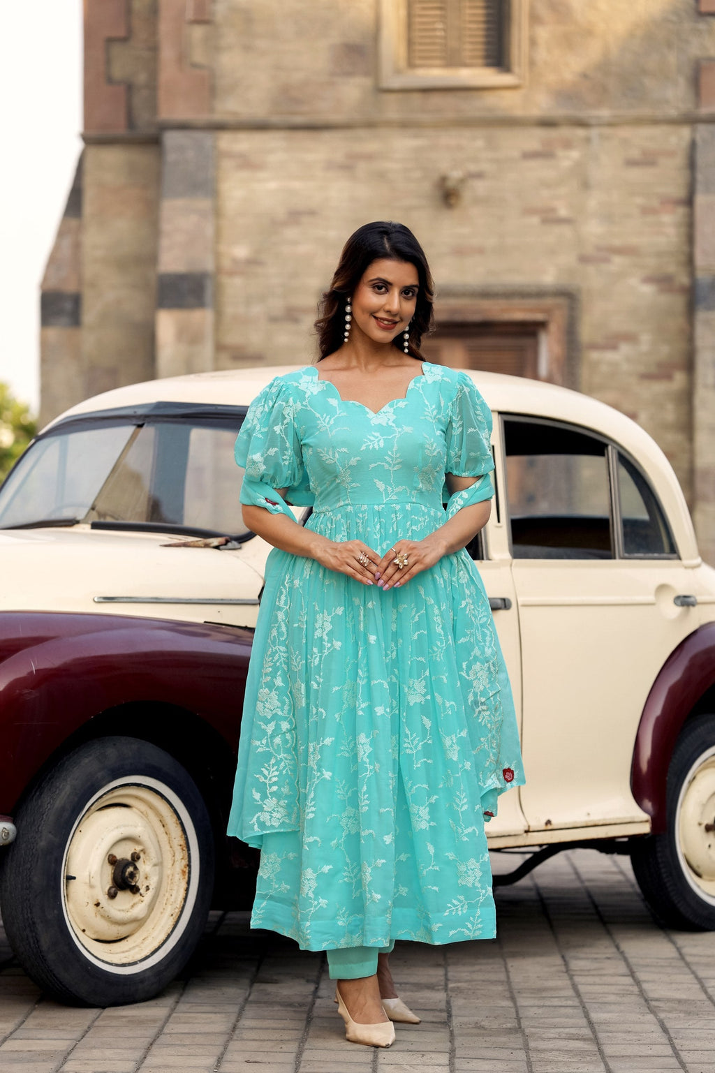 Jyoti Fashion Women's Sky Blue Faux Georgette Resham Embroidered Kurta Set with Dupatta | Grocsy