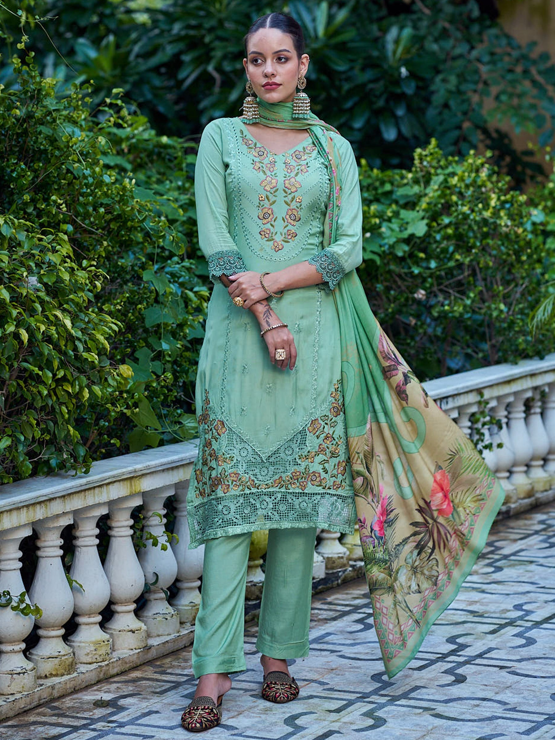 Jyoti Fashion Women's Green Muslin Resham Thread with Jari & Cut Work Salwar Suit Set | Grocsy